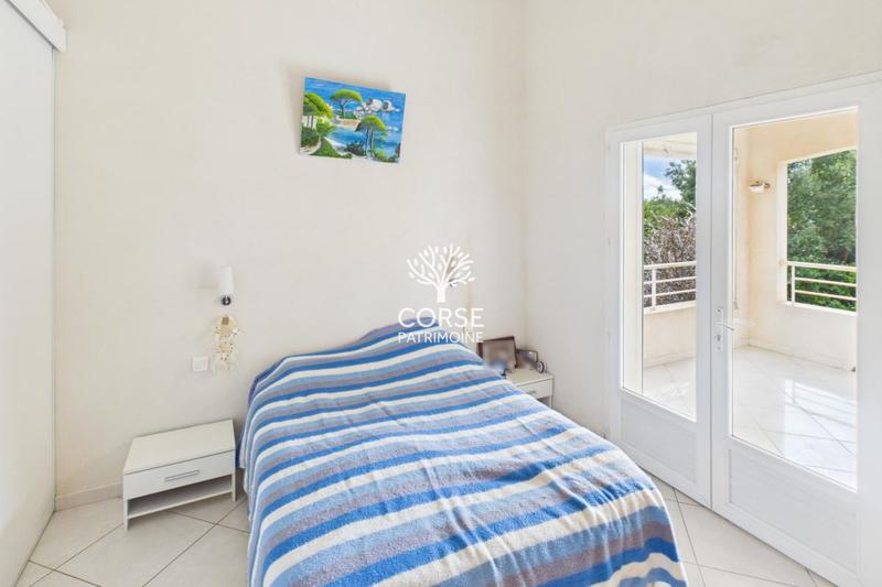 Maison - 102 m² - 3 pièces