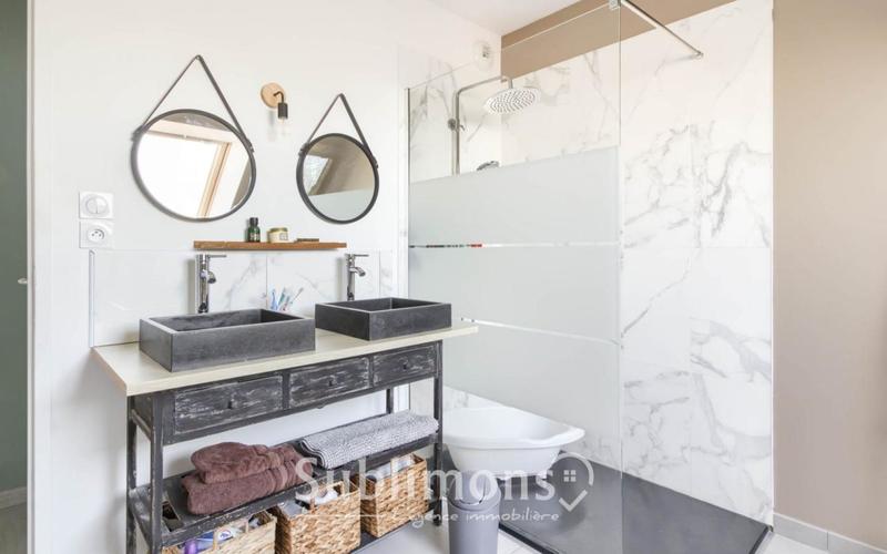 Maison - 100 m² - 4 pièces