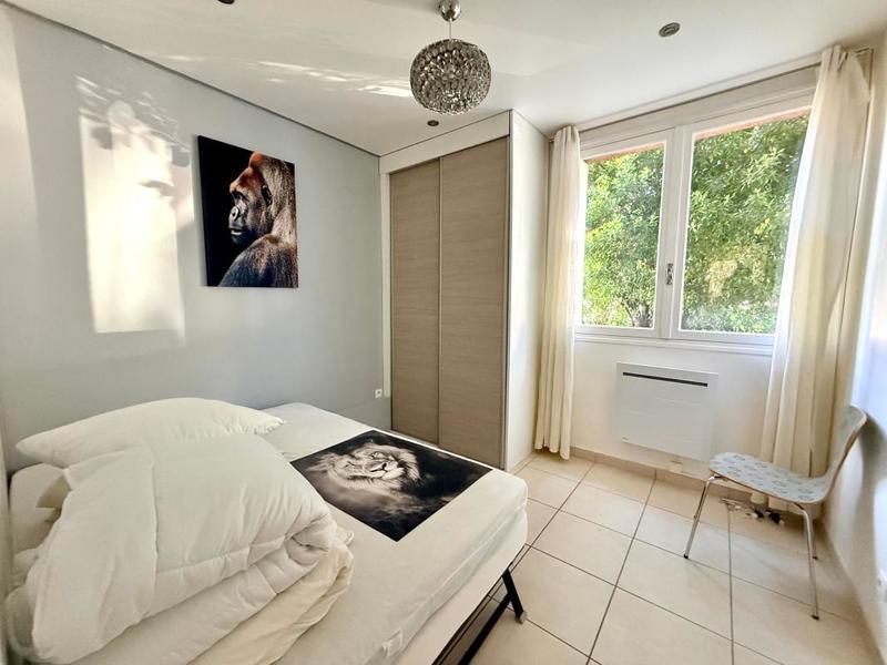 Maison - 214 m² - 12 pièces