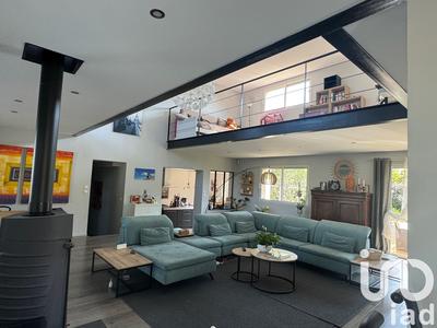 Maison de maîtres - 240 m² - 5 pièces