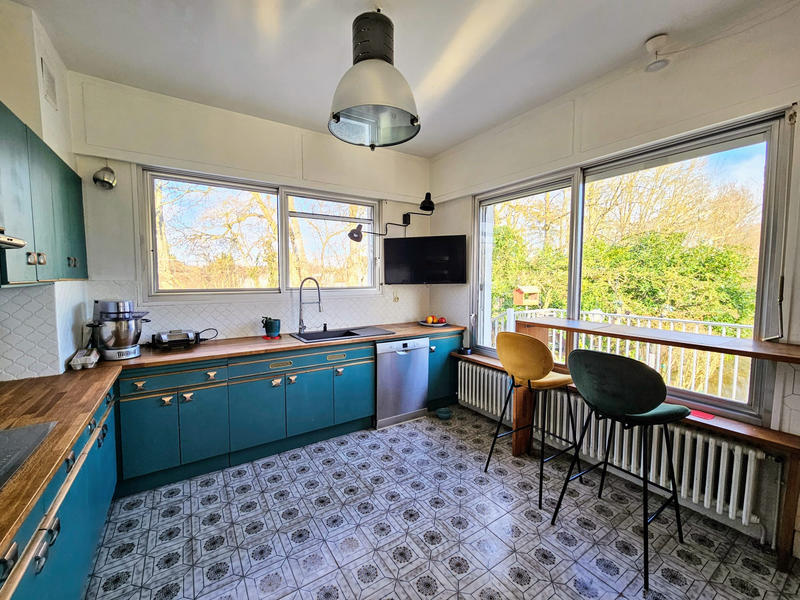 Maison - 183 m² - 6 pièces