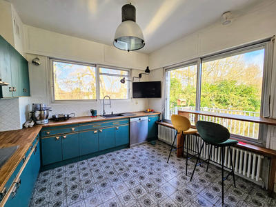 Maison - 183 m² - 6 pièces