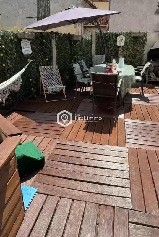 Maison - 166 m² - 8 pièces