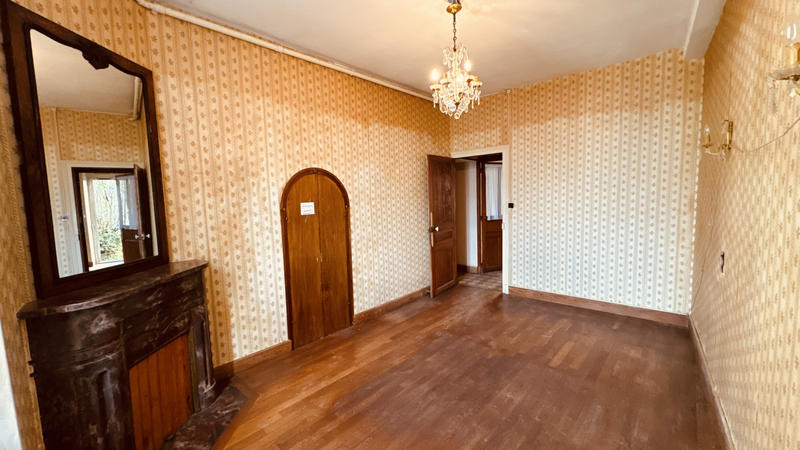 Maison - 183 m² - 7 pièces