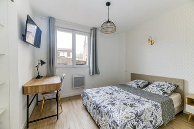 Chambre - 11 m² - 1 pièce