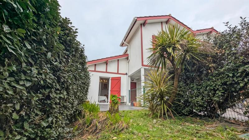 Maison - 106 m² - 5 pièces