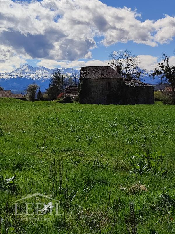 Terrain constructible - 1 427 m²