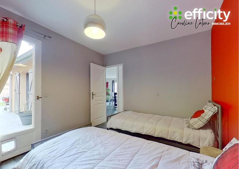 Maison - 121 m² - 6 pièces