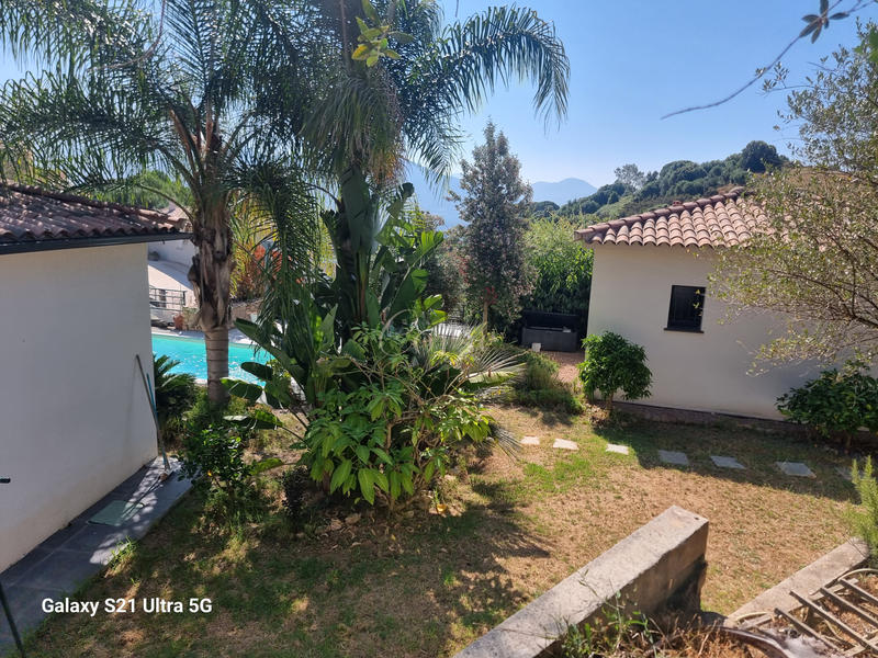 Propriété - 158 m² - 7 pièces