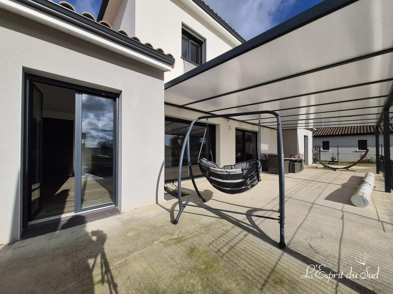 Maison contemporaine - 159 m² - 6 pièces