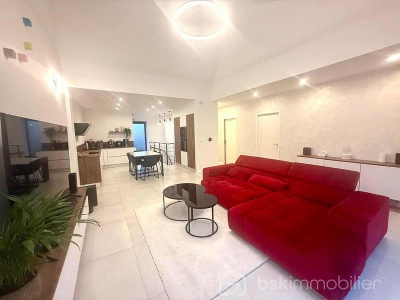 Maison - 100 m² - 4 pièces