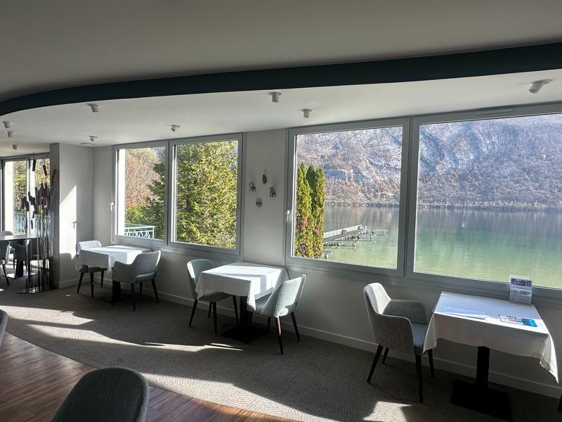 Fonds de commerce - 1 000 m²