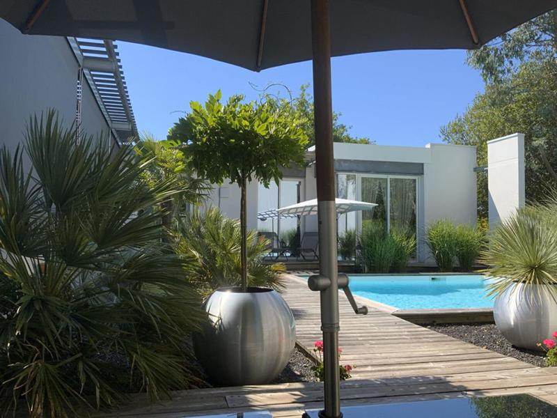 Maison - 200 m² - 6 pièces