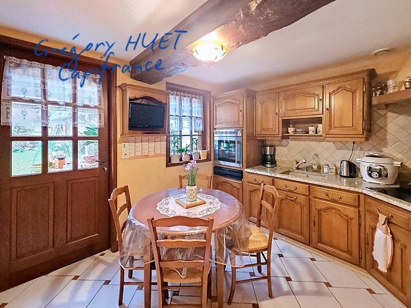 Maison - 121 m² - 8 pièces