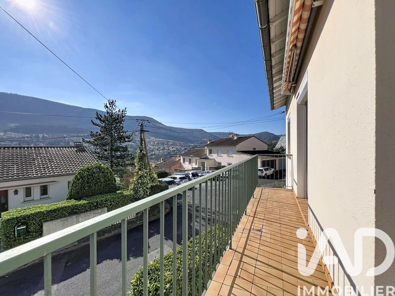 Maison - 135 m² - 8 pièces