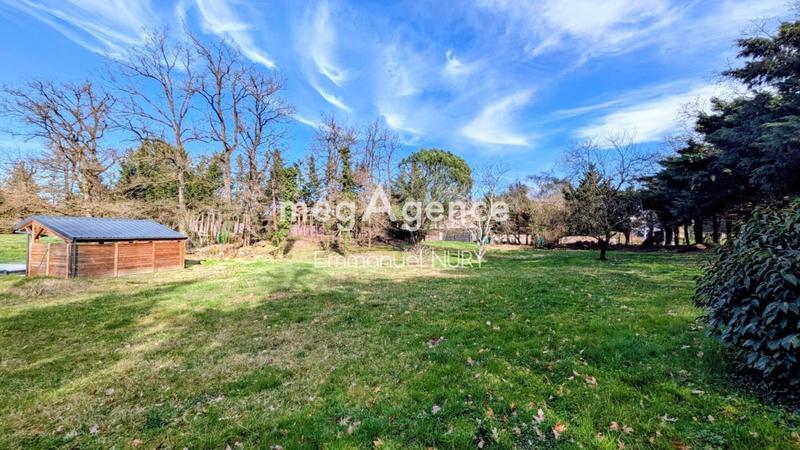 Terrain constructible - 2 032 m²