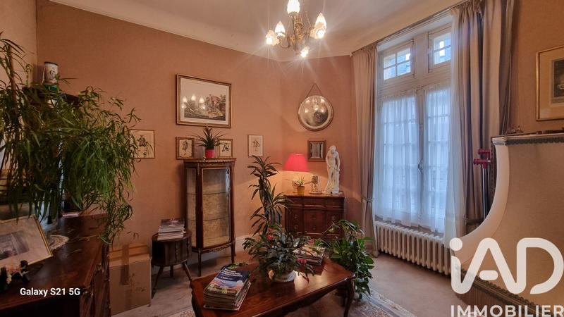 Maison de maîtres - 235 m² - 9 pièces