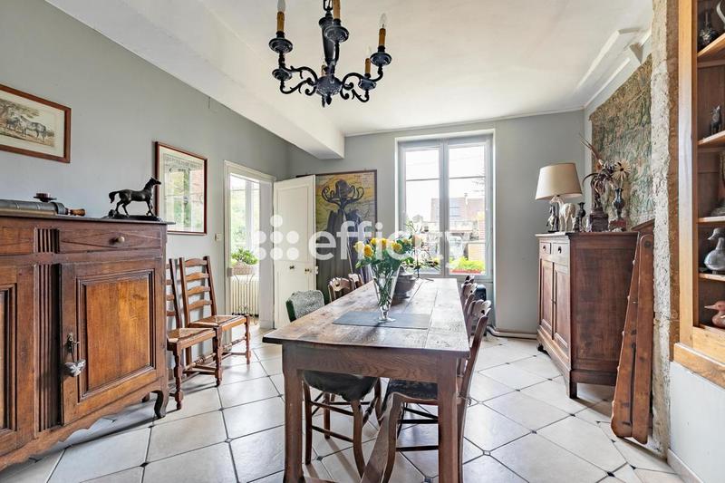 Maison - 165 m² - 7 pièces