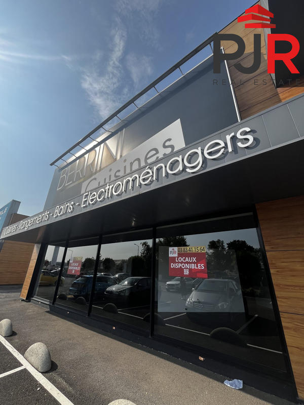 Local commercial - 423 m²