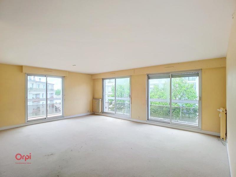 Appartement - 98 m² - 5 pièces