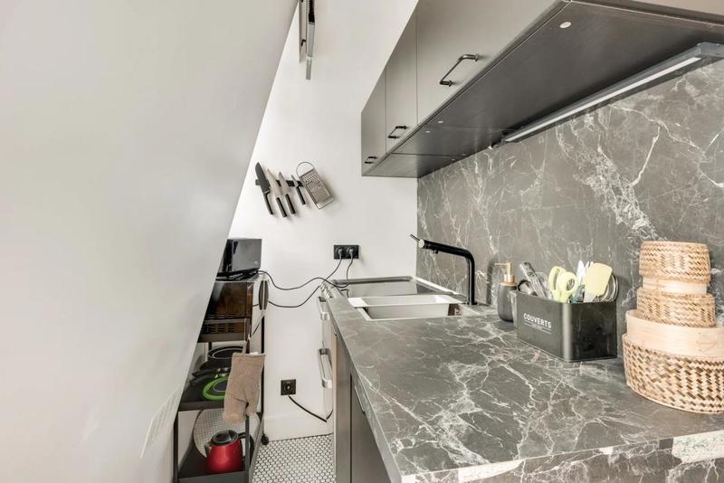 Studio - 15 m² - 1 pièce