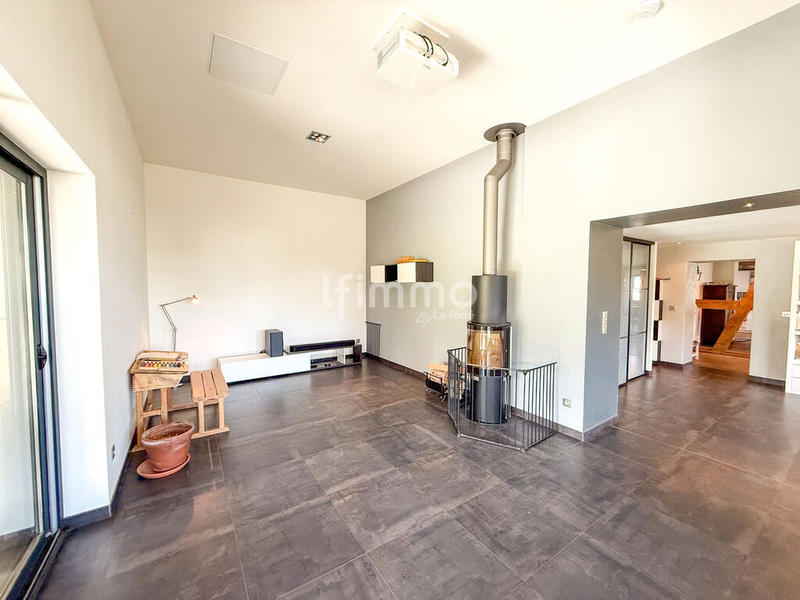 Maison - 283 m² - 7 pièces