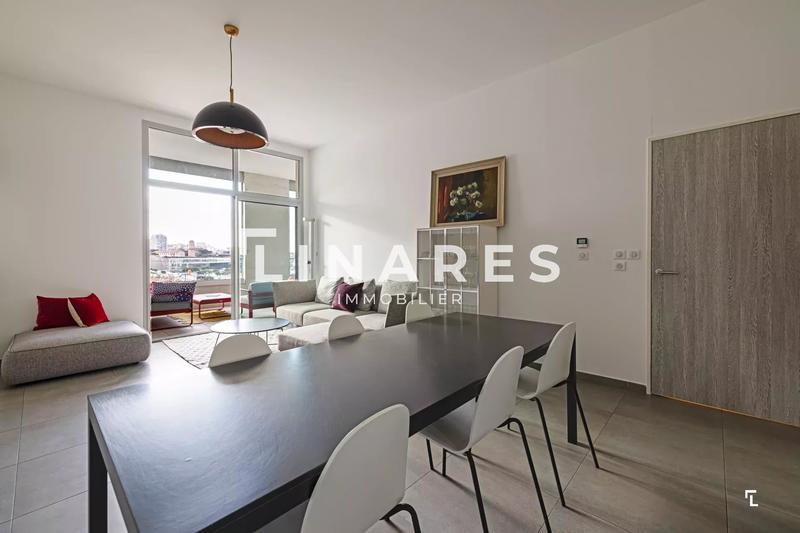 Appartement - 70 m² - 3 pièces