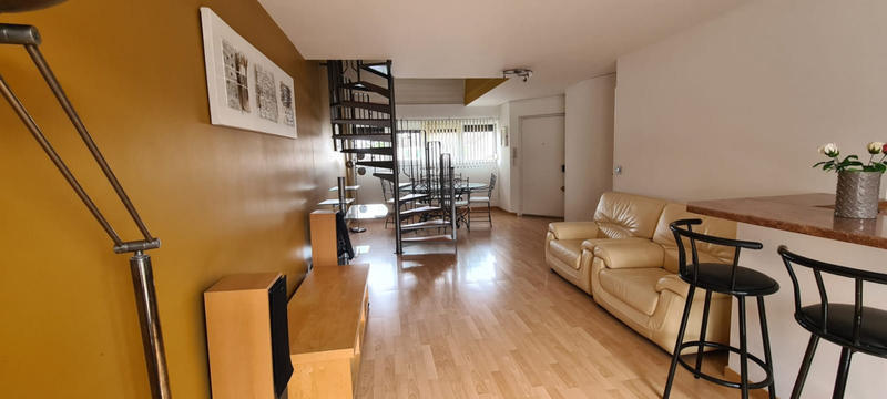 Appartement - 80 m² - 5 pièces