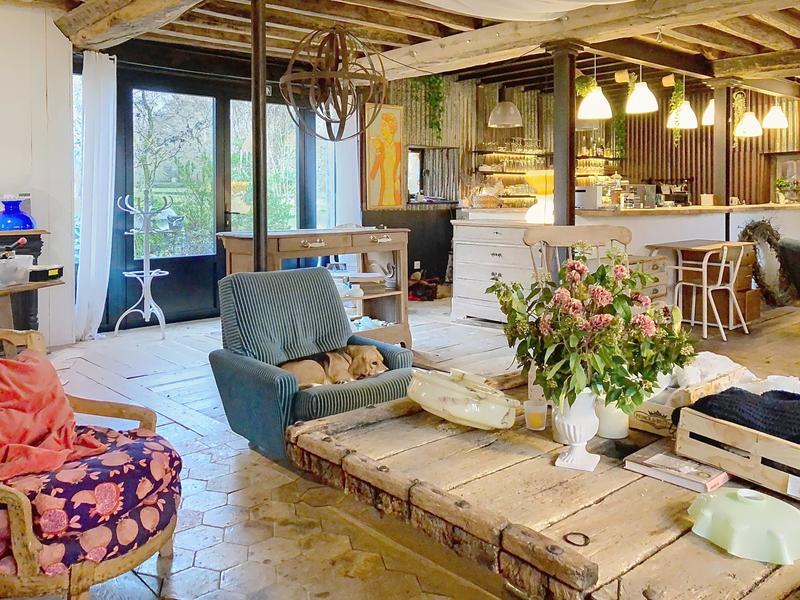 Maison - 450 m² - 10 pièces