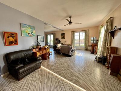 Maison - 165 m² - 6 pièces