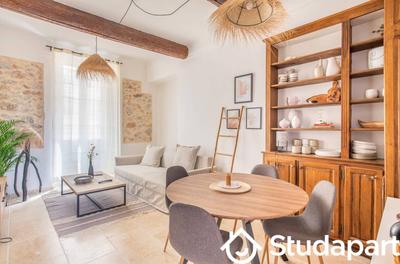 Chambre - 7 m² - 1 pièce