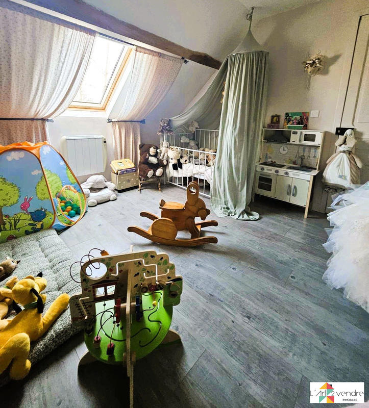 Maison - 185 m² - 6 pièces