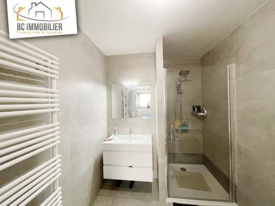 Appartement - 49 m² - 2 pièces