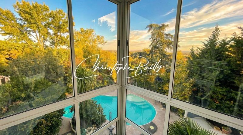 Villa - 195 m² - 8 pièces