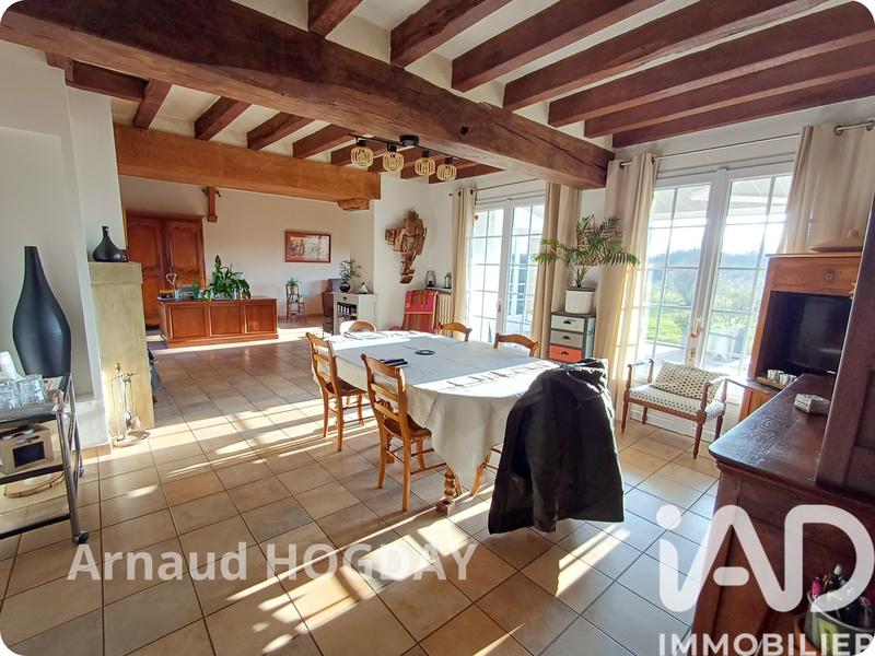 Maison - 167 m² - 7 pièces