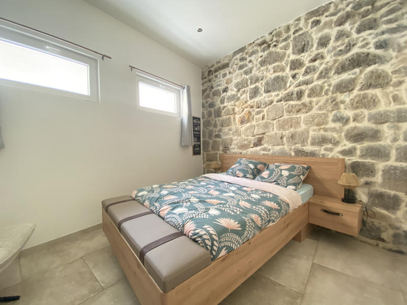 Immeuble - 147 m² - 7 pièces