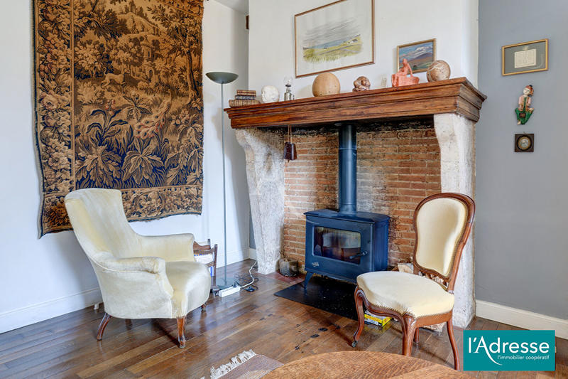 Maison - 324 m² - 8 pièces