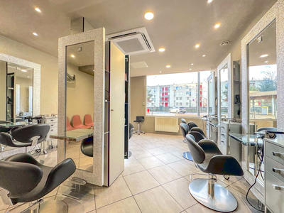 Fonds de commerce - Magasins - 48 m²