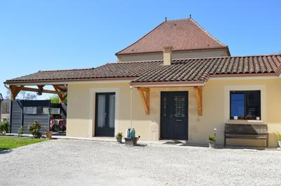 Maison - 153 m² - 9 pièces