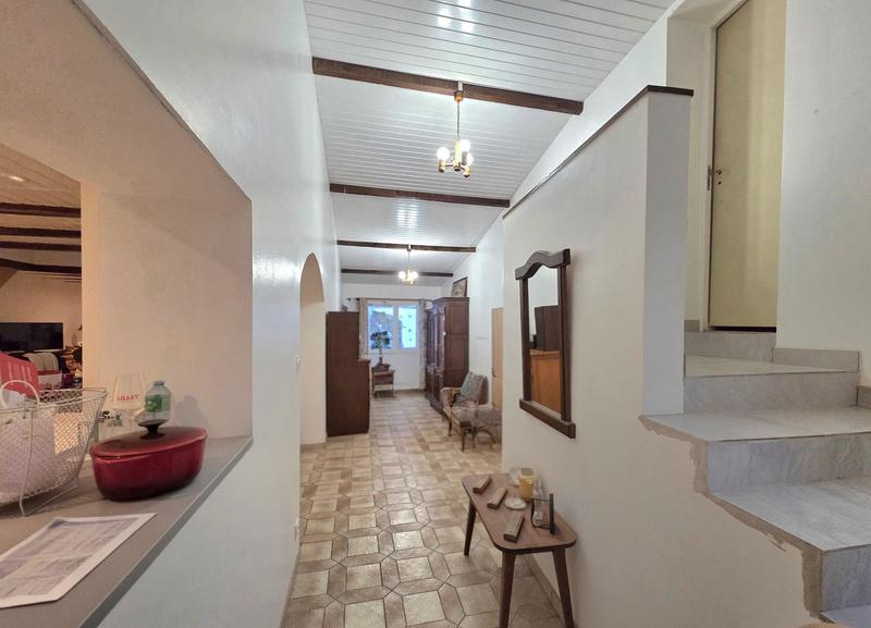 Maison - 210 m² - 7 pièces