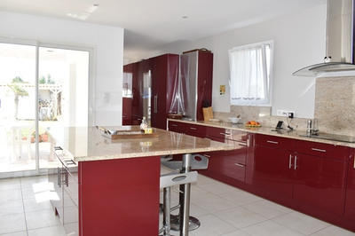 Maison - 180 m² - 5 pièces