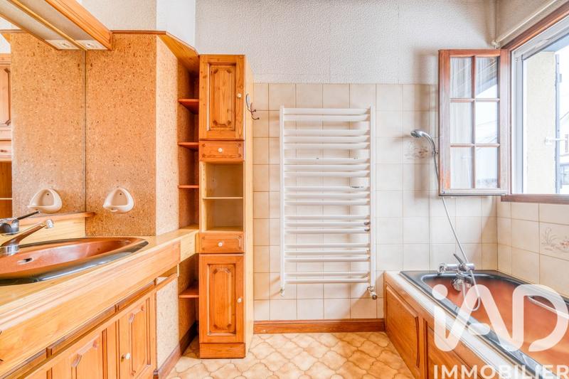 Maison - 140 m² - 6 pièces