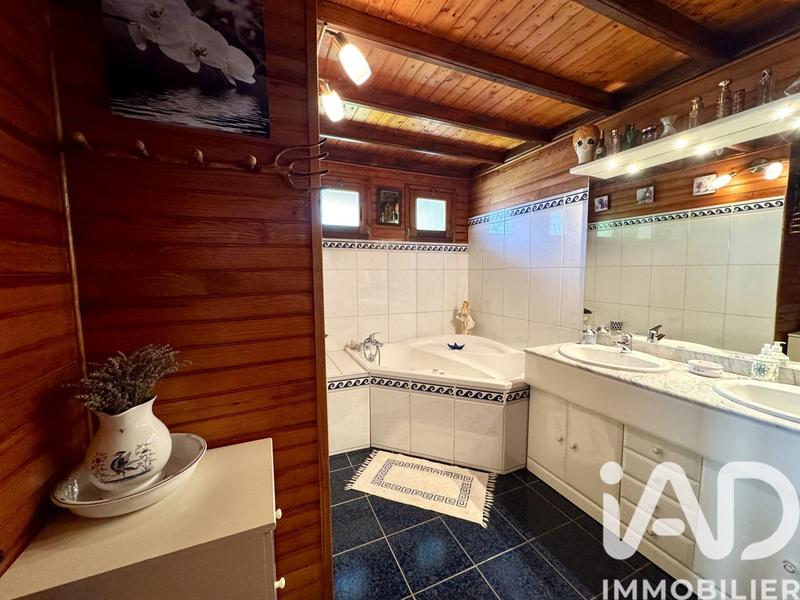 Châlet - 172 m² - 7 pièces