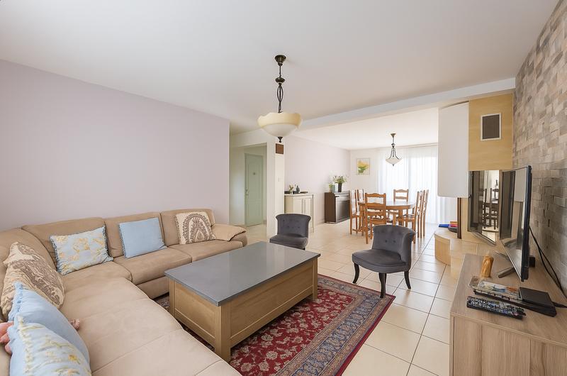 Maison - 166 m² - 7 pièces