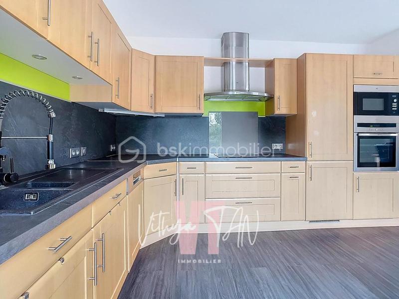 Maison - 120 m² - 6 pièces