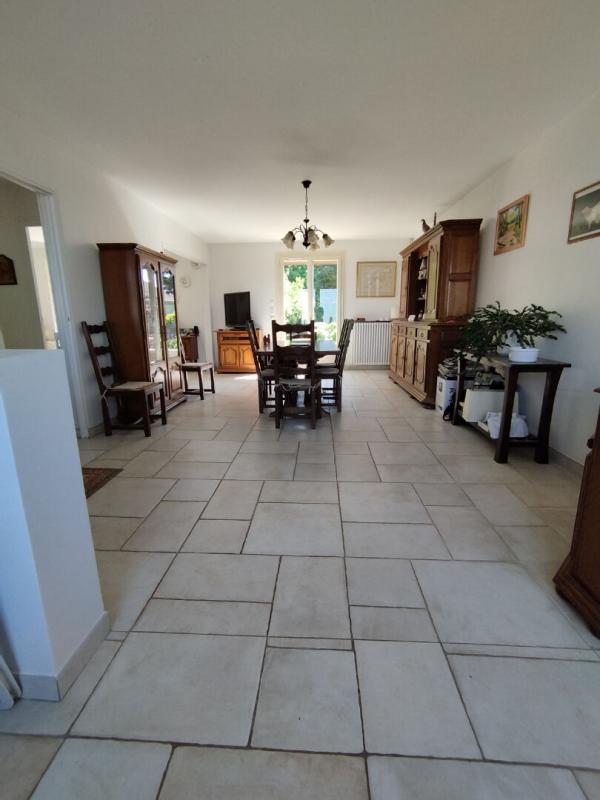 Maison - 195 m² - 9 pièces