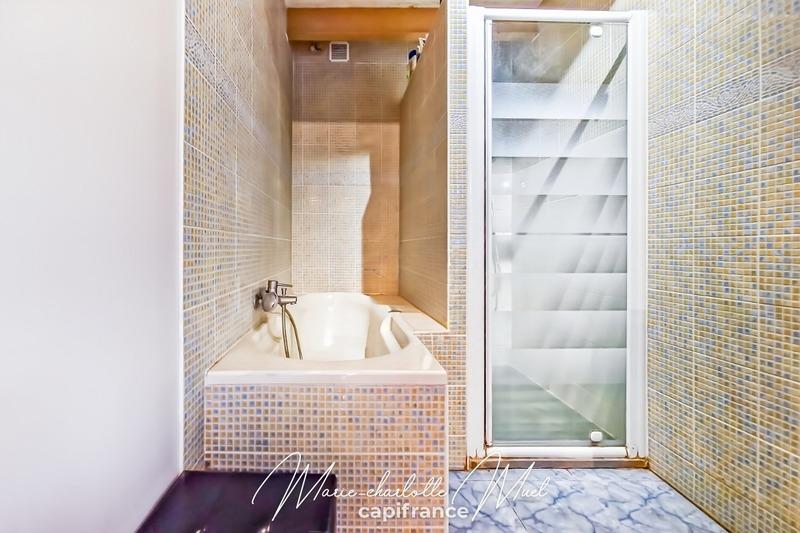 Propriété - 224 m² - 8 pièces