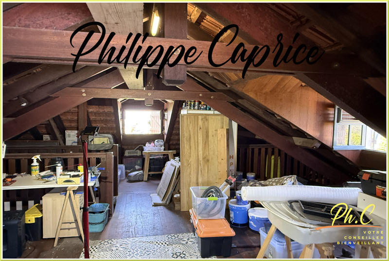 Maison - 366 m² - 8 pièces