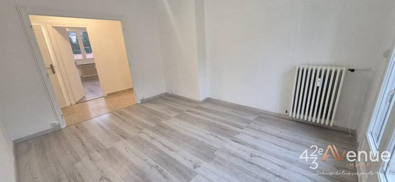 Appartement - 80 m² - 4 pièces
