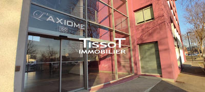 Local commercial - 164 m² - 4 pièces